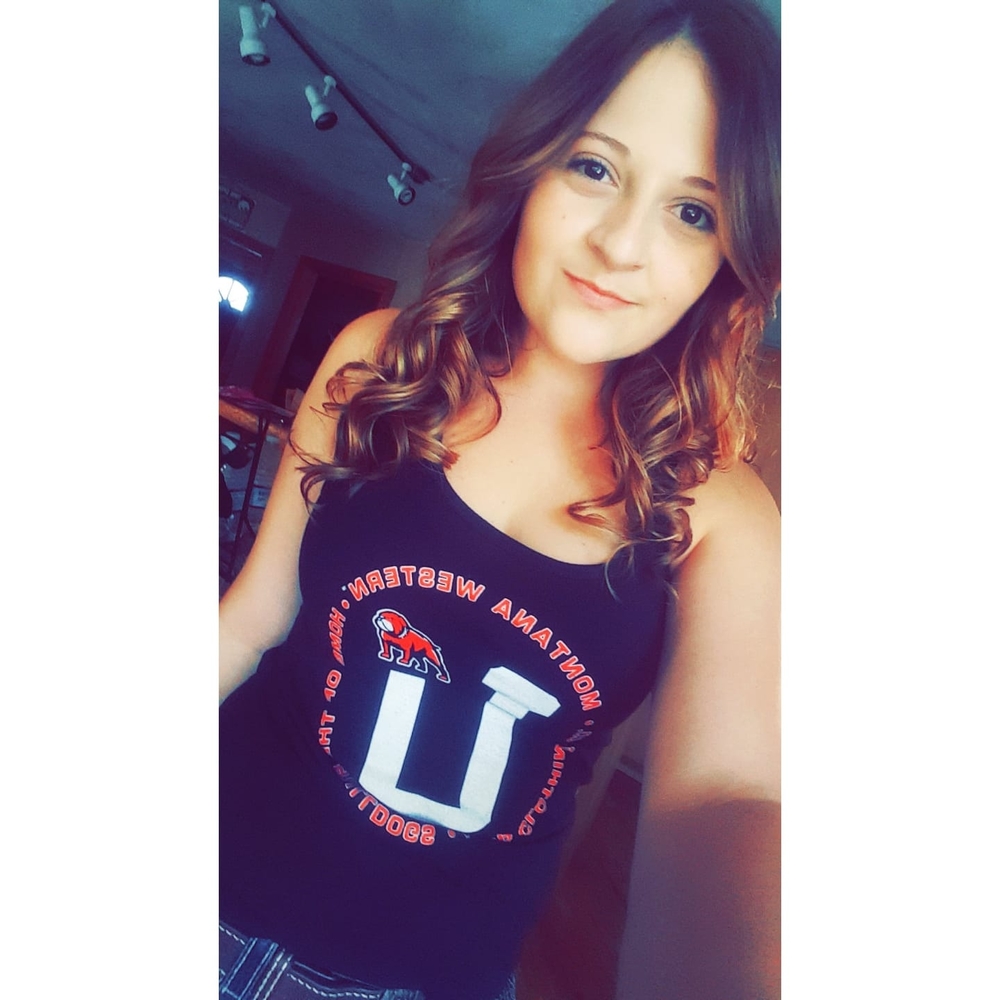 Meet your Posher, Kendra